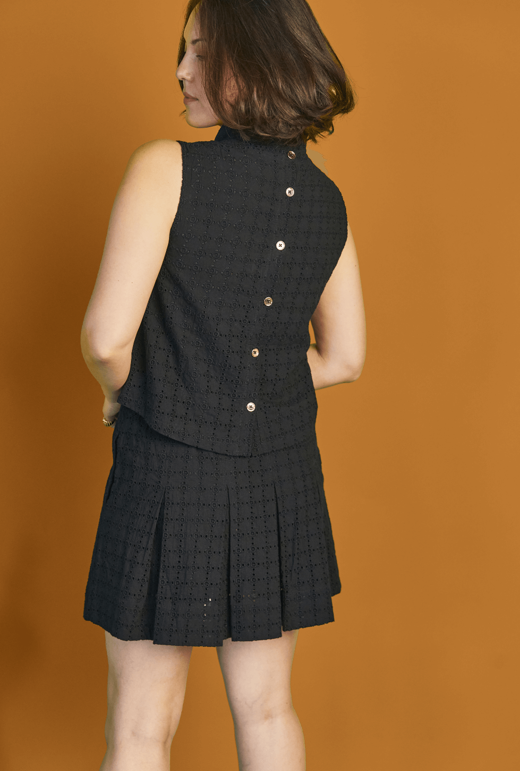 Cropped Sleeveless Mod Top - Black Eyelet