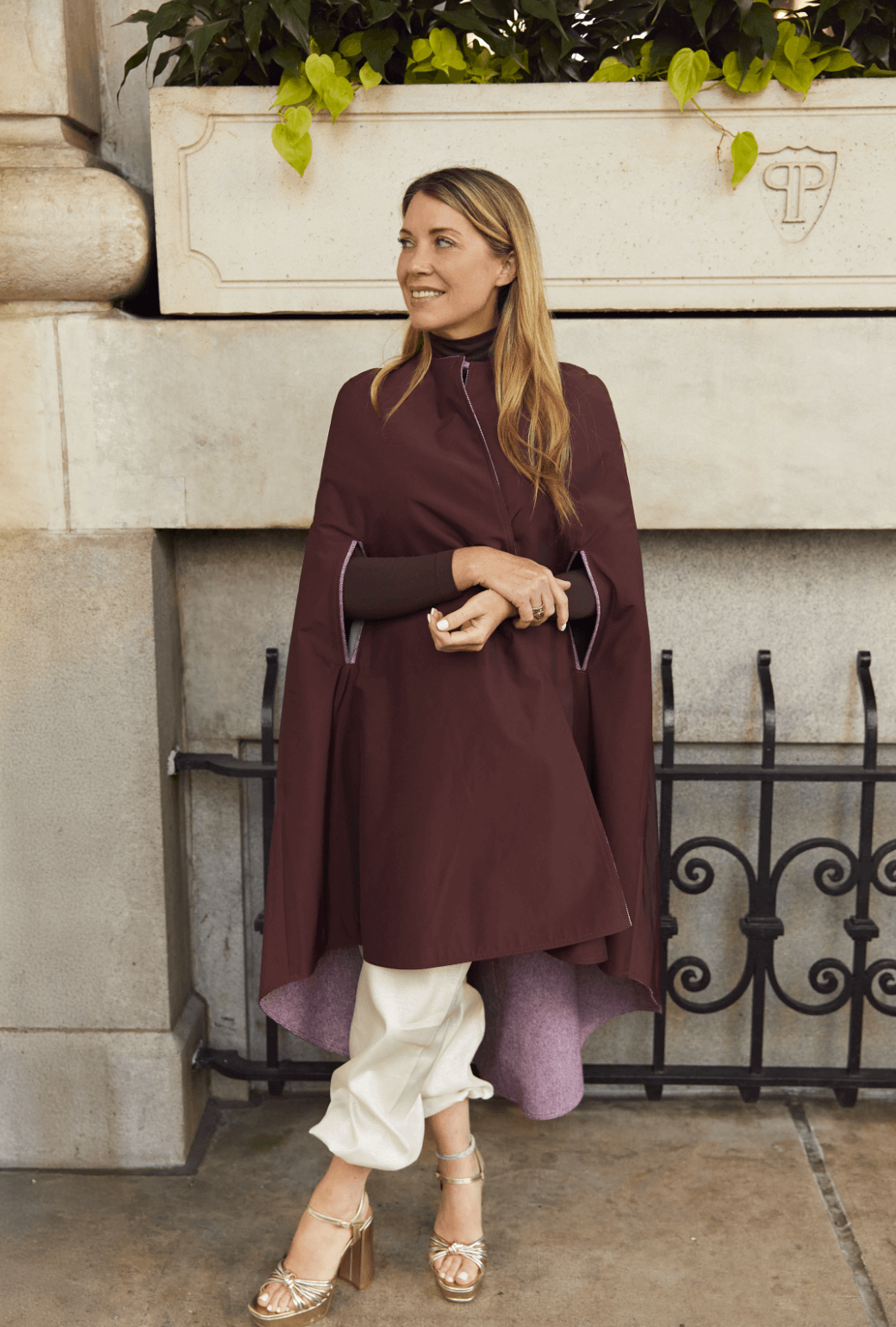 Buru  X Tori Mellott Deville Cape - Burgundy Herringbone