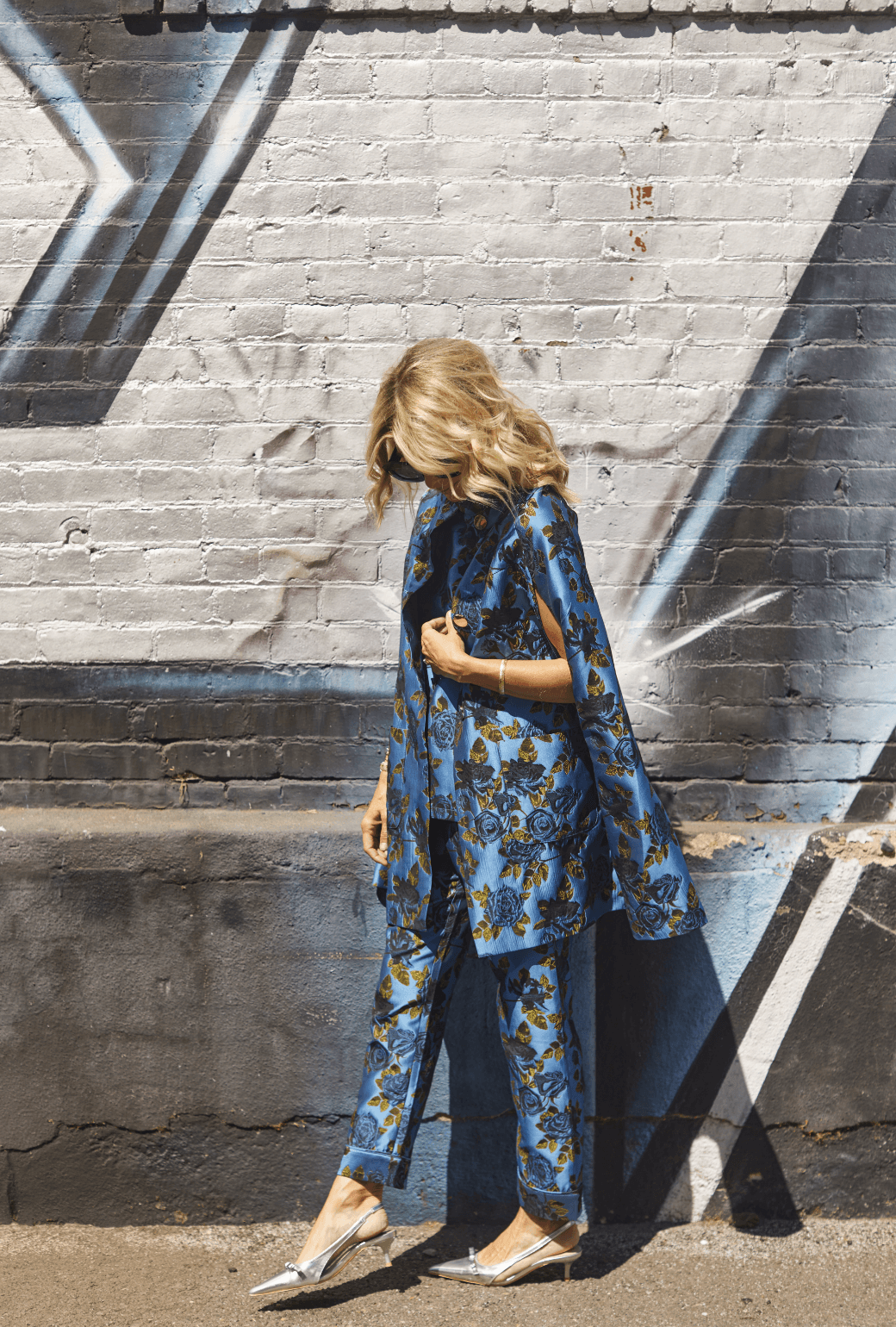 Le Cape - Blue Rose Jacquard